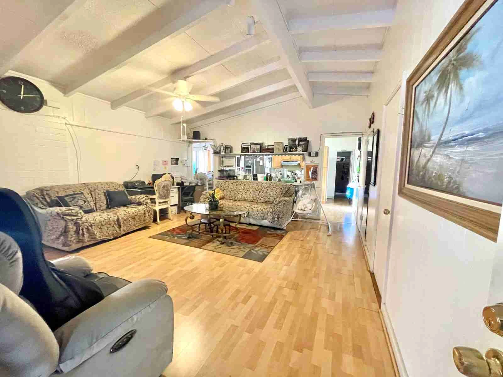 SLAKE-1009 - Photo 3