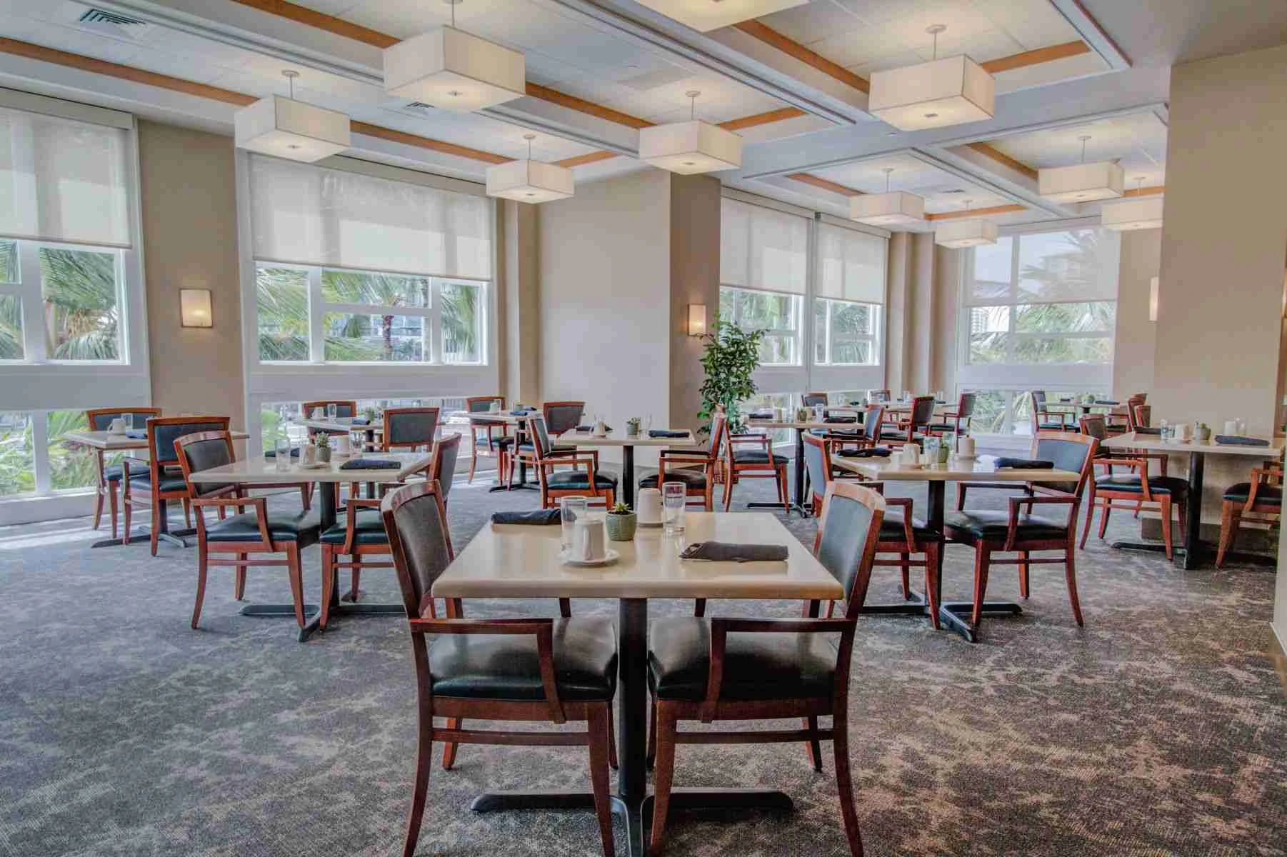 The Plaza at Waikiki - Photo 5