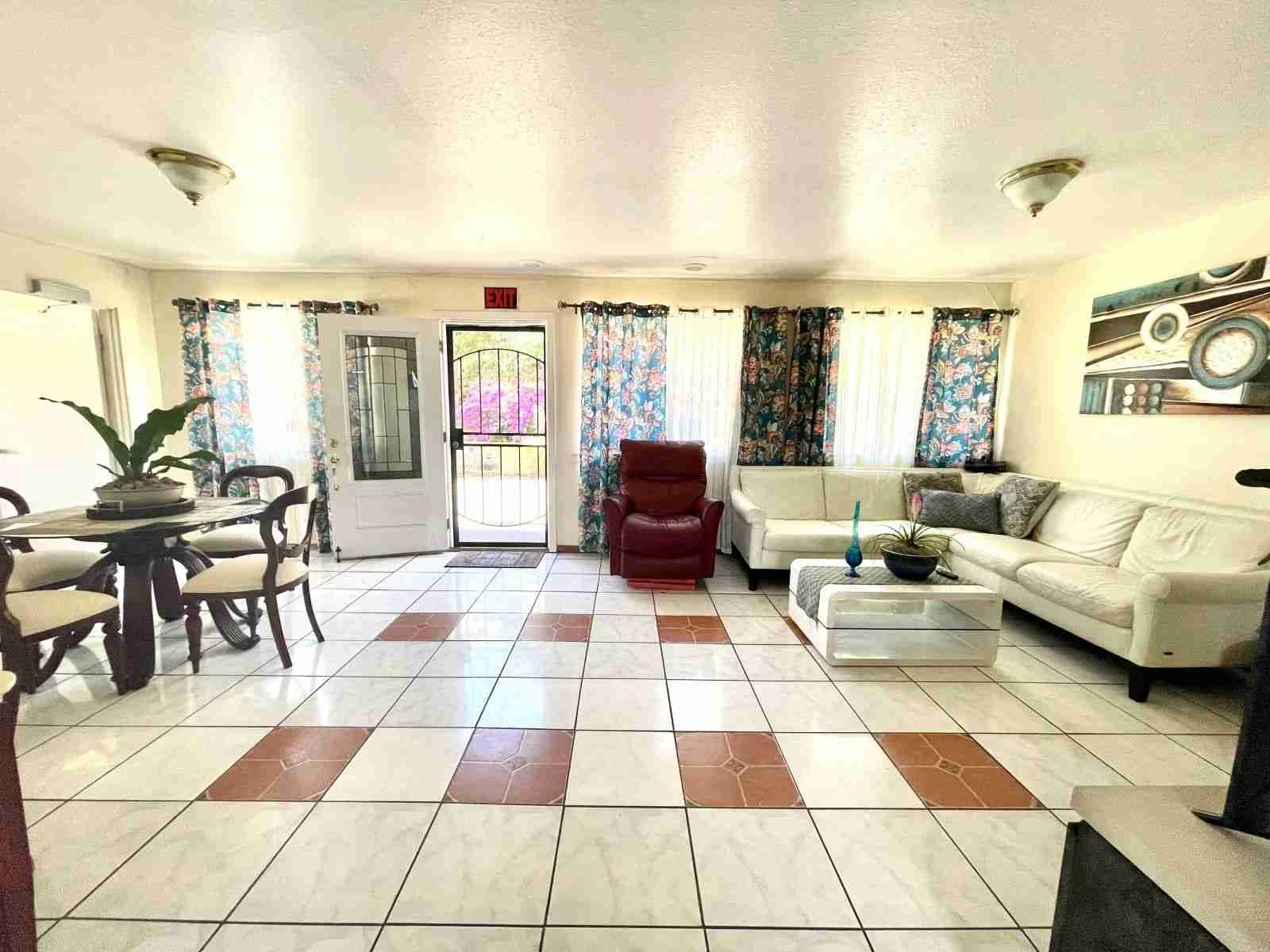 WPHU-1040-01P - Photo 3