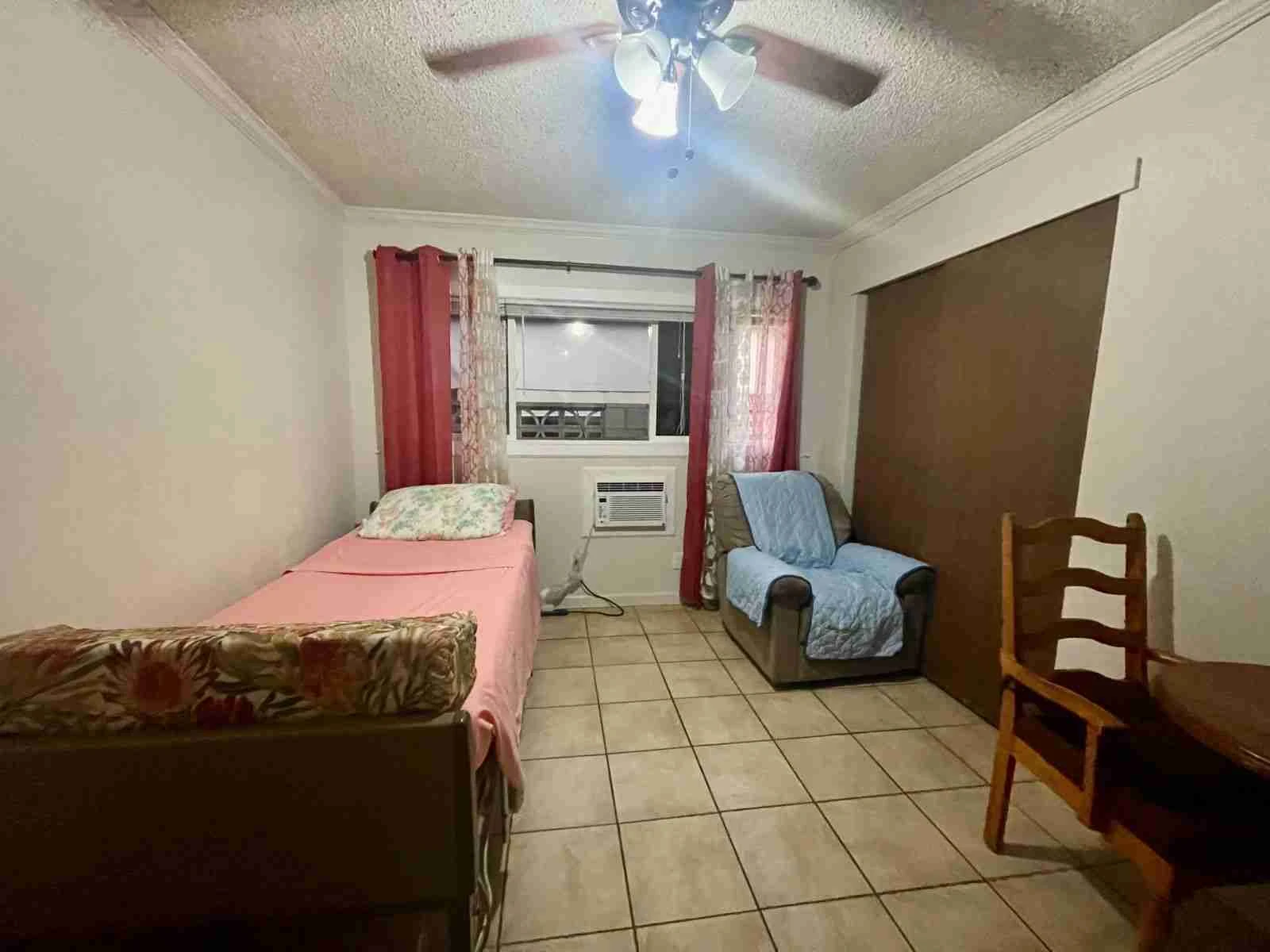 WPHU (VP)-1004 - Photo 5