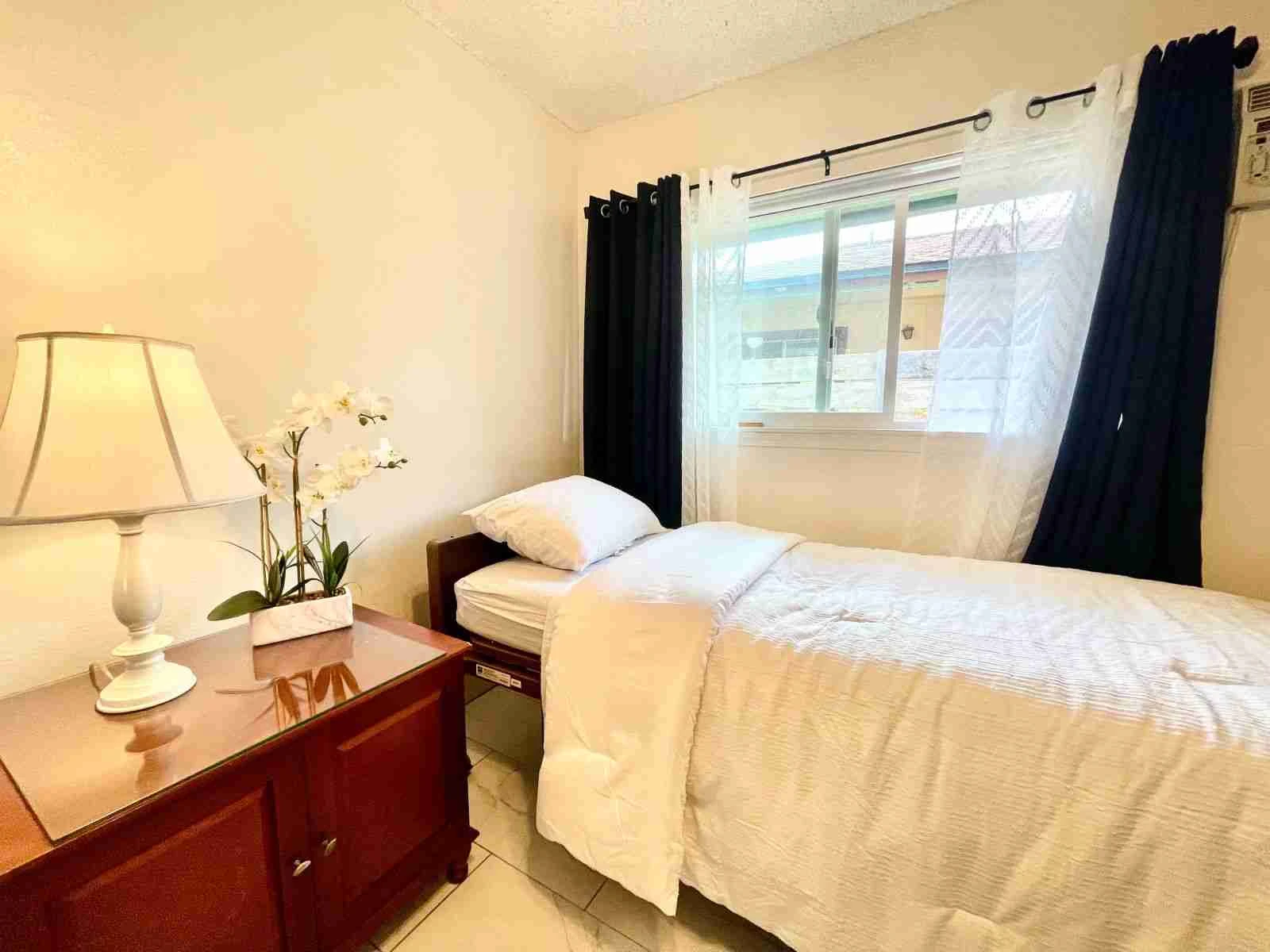 WPHU (VP)-1005 - Photo 5