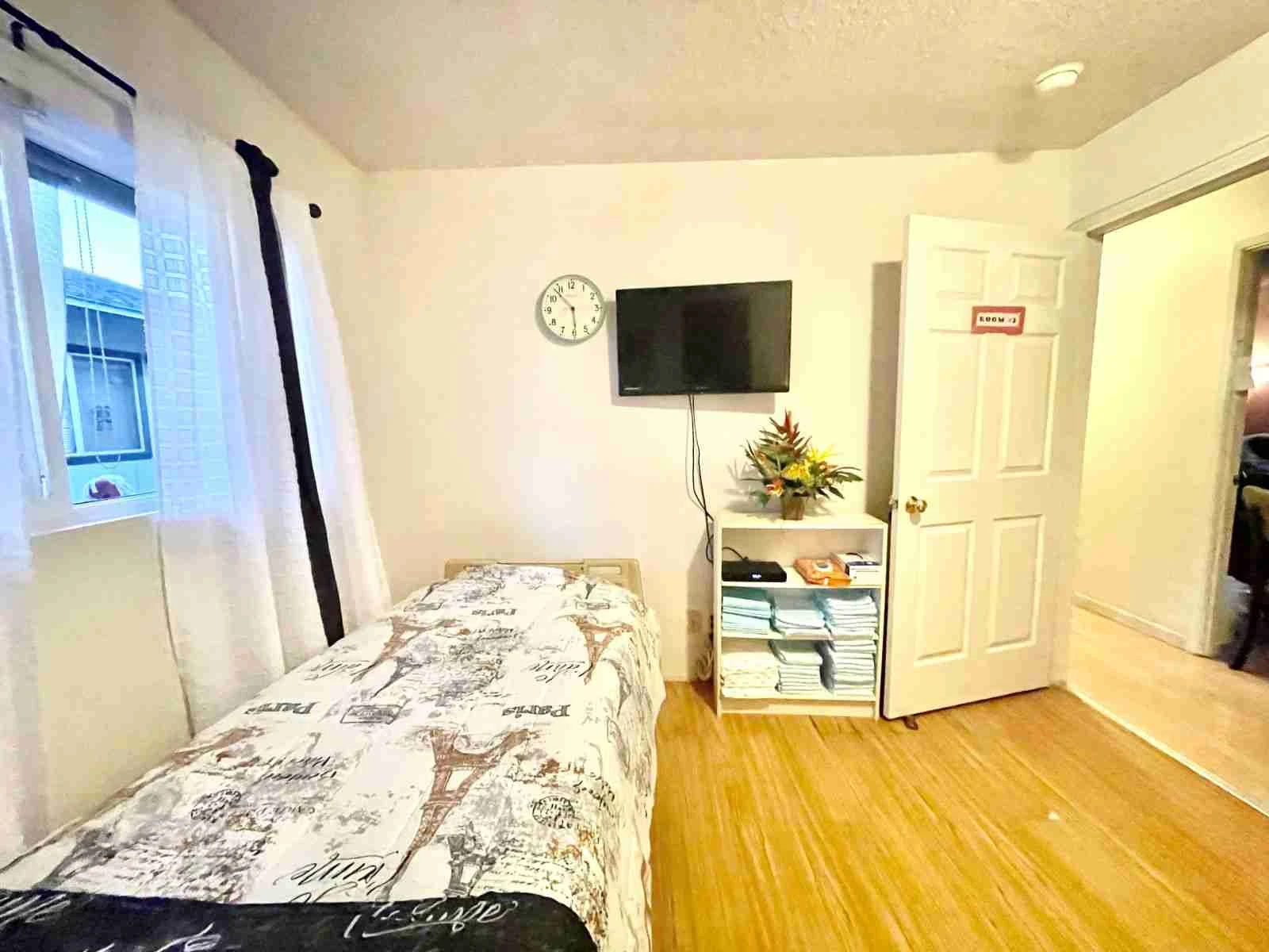 WPHU(VP)-1042 - Photo 4