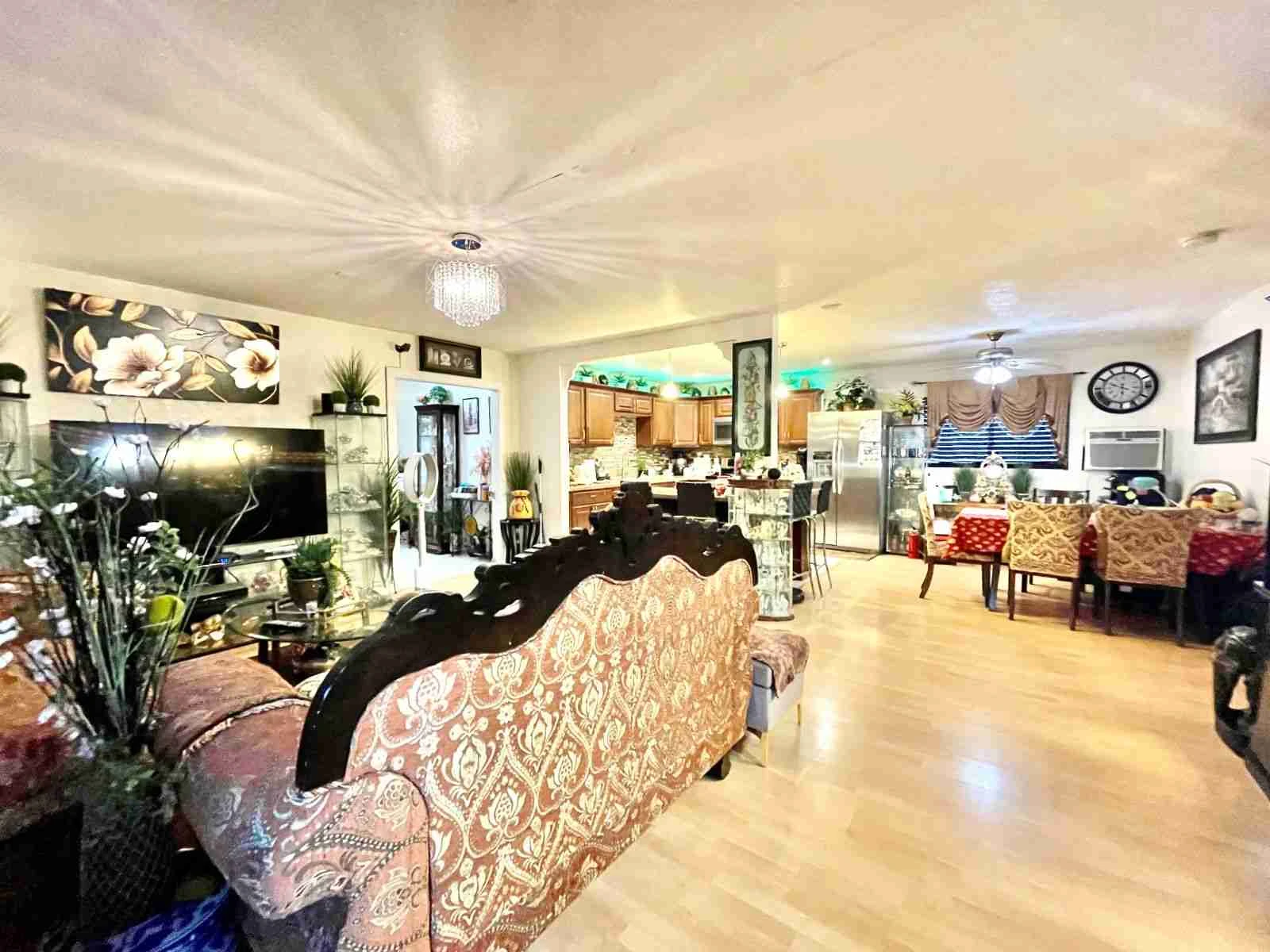 WPHU(VP)-1042 - Photo 5